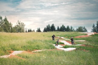 Cykloráj v Mladých Bukách používá Rezervátor: Objevte Krkonoše z nové perspektivy